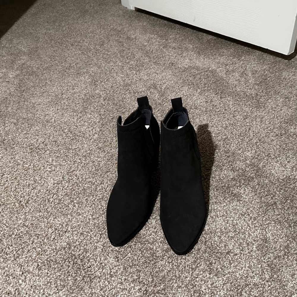 Dolce Vita booties
